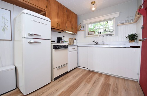 Webster Cottage | Abide Lakeside Cottage — a Peaceful, Northwoods Retreat on Big Sand Lake