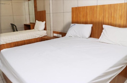 Velankanni Hotel | Abidharpp