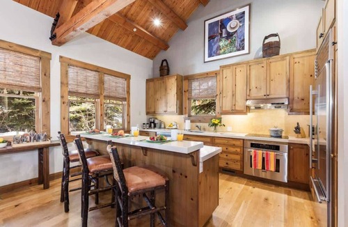 Granite Ridge House | Abode at Granite Ridge, luxury lodge, sound system
