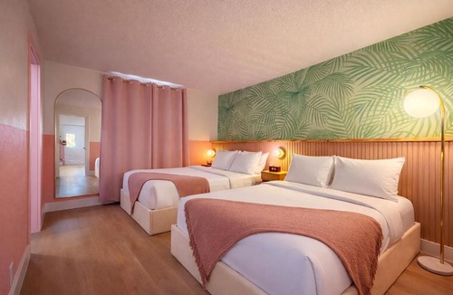 Clearwater Beach Hotel | Abode Beach House