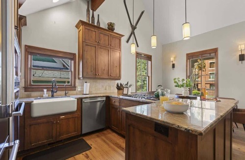 Downtown Park City House | Abode off Main, private hot tub, off main, Old Town