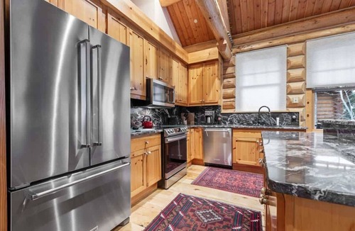 Granite Ridge Cabin | Abode on Obsidian, best value in Teton Village