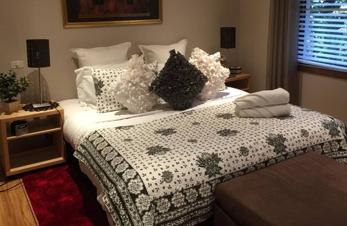 Daylesford House | Abode33 Home away from home wifi & pet friendly 33 Stanbridge street Daylesford