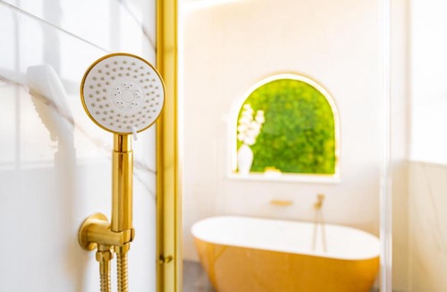 Burnley Hotel | Above Hotels
