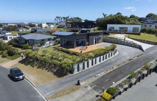 Merita House | Above The Bay