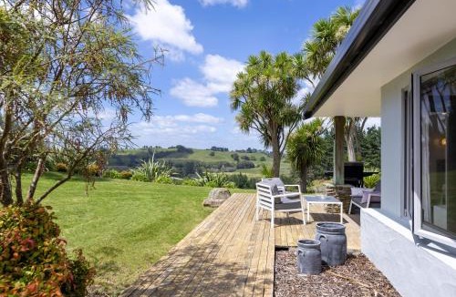 Karapiro Apartment | Above the River Karapiro Bed & Breakfast