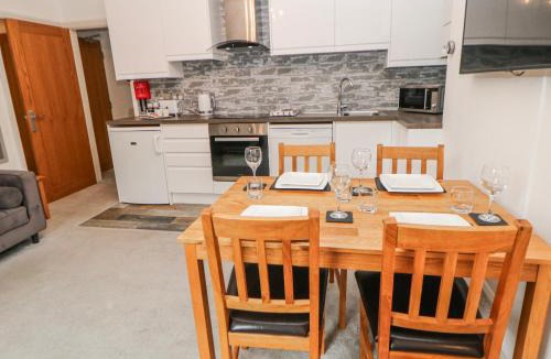 Matlock Bath Apartment | Abraham