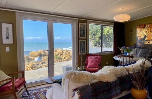 Haumoana House | Absolute Beach Front. Wake up to see the sun rise
