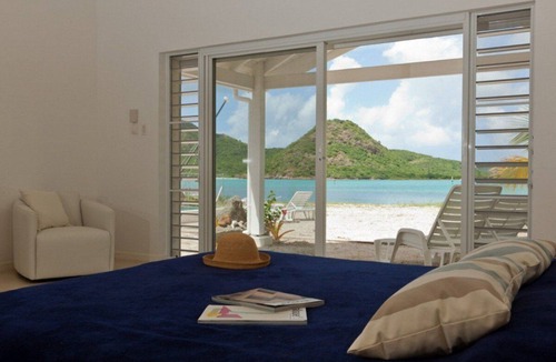Jolly Harbour Villa | ABSOLUTE BEACH - Just a fews step to the beach