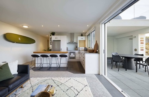 Mount Maunganui House | Absolute Beachfront Luxury
