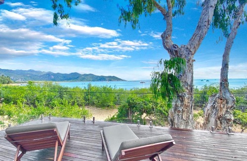 Horseshoe Bay House | Absolute Beachfront