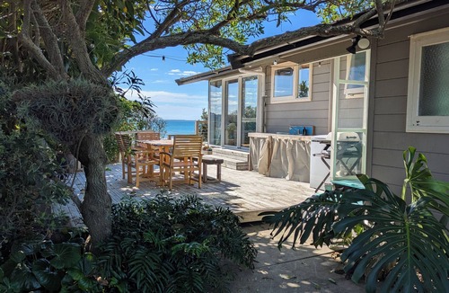 Pukehina House | Absolute Beachfront Holiday Home