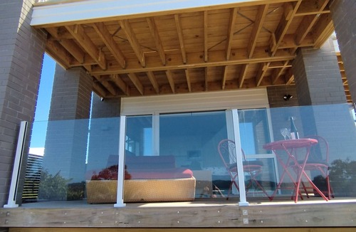 Paihia Apartment | Absolute beachfront "Waimiro" Paihia