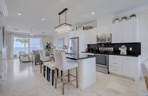 Palm Cay Villa | Absolute Beachfront! White Sand! Turquoise Water -103