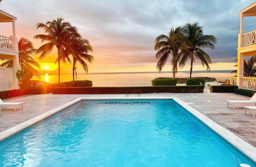 Palm Cay Villa | Absolute Beachfront! White Sand! Turquoise Water -103