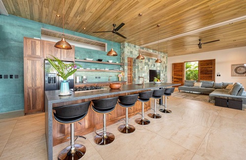 Ballena Villa | ABSOLUTE luxury design mansion SECURITY - Yoga Shala - Concierge Services