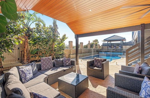 Halls Head House | Absolute Oceanfront Retreat