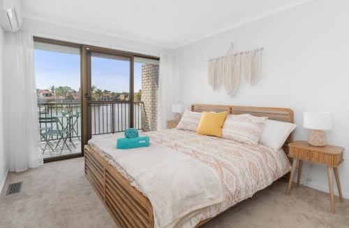 Patterson Lakes House | Absolute Waterfront Marina Views