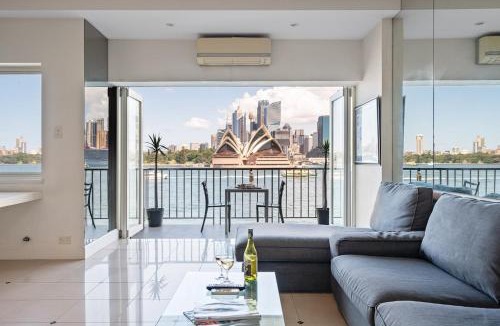 Kirribilli Apartment | Absolute Waterfront Luxe Opera House and Harbour Bridge Views - Best in Sydney!