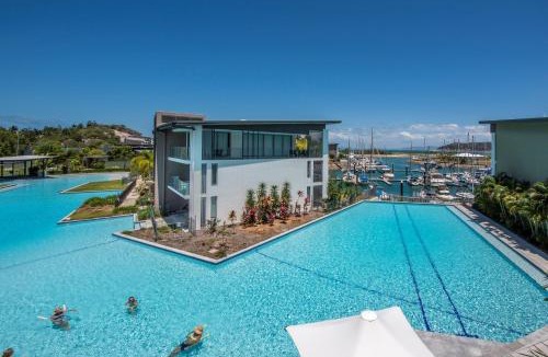 Nelly Bay Apartment | Absolute Waterfront Magnetic Island