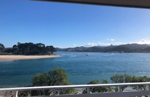 Tairua House | Absolute waterfront with stunning views