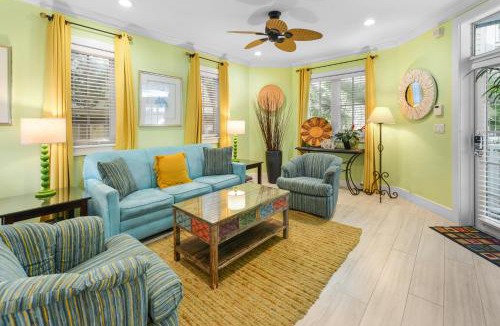 Old Town House | Absolutely Paradise
