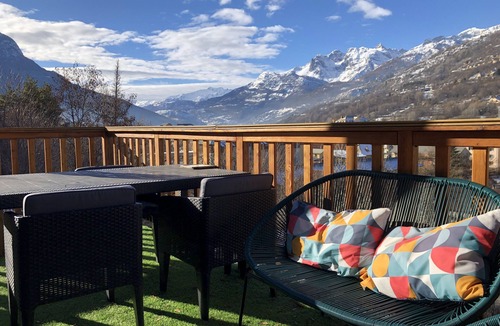 Briancon House | Absolutely quiet house with town center amenities