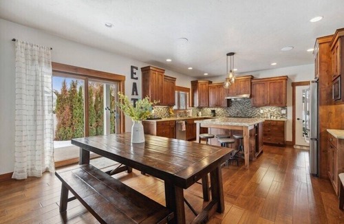 Kalispell House | Absolutely Stunning Home w/Pool Table and Hot Tub