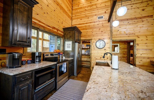 Broken Bow Cabin | Abundantly Blessed - Near Broken Bow Lake & Beavers Bend State Park