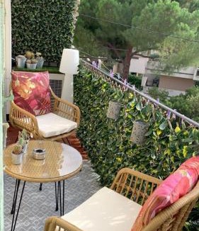 Le Cannet Bed & Breakfast | Aby