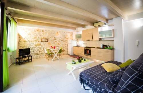Old Town Rethymnon House | AC Homes Christos