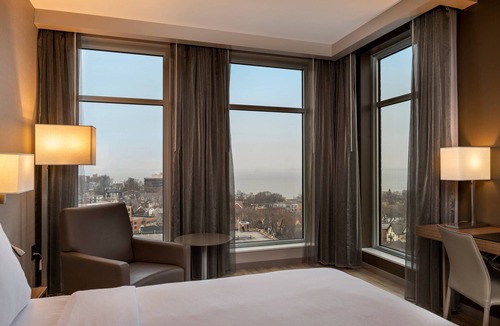 Madison Hotel | AC Hotel by Marriott Madison Downtown