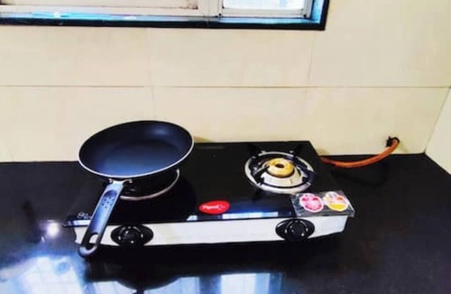 Baner Apartment | AC Stylish 2bhk Near Hi Street Balewadi