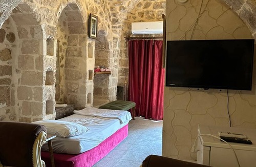Artuklu Hotel | ACABEY KONAĞI