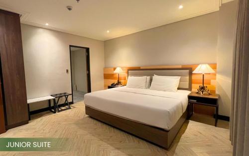 Bacolod Hotel | Acacia Hotel Bacolod