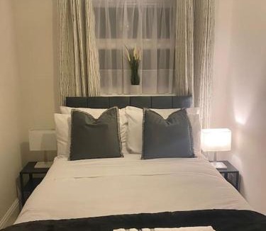 Dunstable Apartment | Acacia Villa