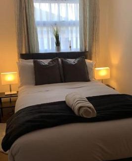 Dunstable Apartment | Acacia Villa
