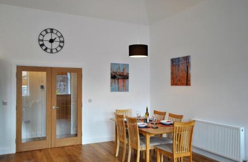 Anstruther House | Academy Apartment Anstruther- stunning luxury home