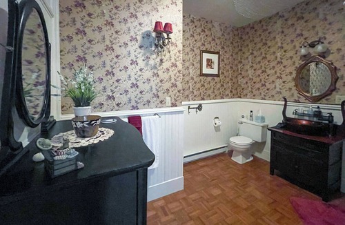Sullivan Bed & Breakfast | Acadia Bay Inn