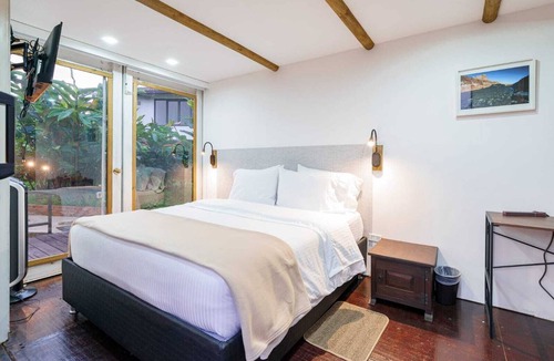 La Vega Hotel | ACAIMA CAFE