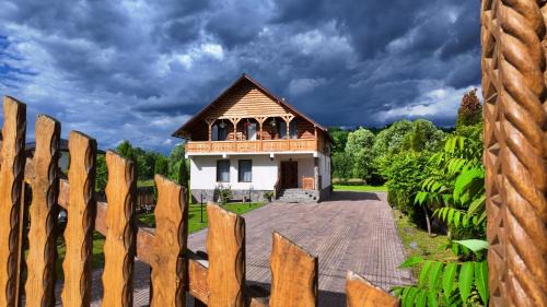 Nanesti House | Acasa in Maramures