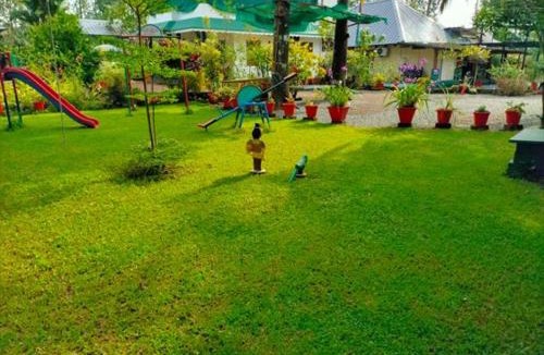 Ettumanoor Hotel | Accepting Only Foreign Guest Bookings , Couples Call to Pool Vibe 7994!64950