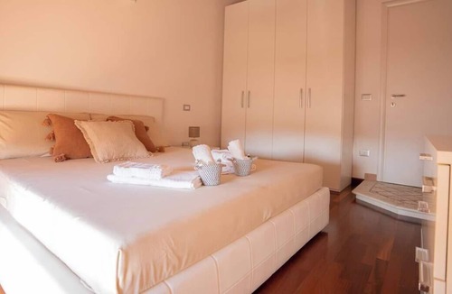 Ferrara Historic Centre Apartment | Access for guest