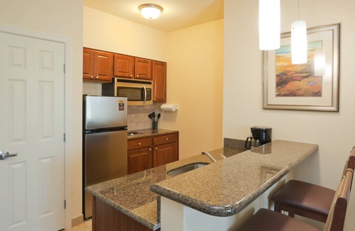 Lafayette Apartment | Accessible 1BR Suite | Mobility Tub Access