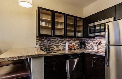 Laredo Apartment | Accessible 1BR Suite w/Breakfast Included & Pool