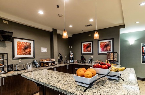 Laredo Apartment | Accessible 1BR Suite w/Breakfast Included & Pool