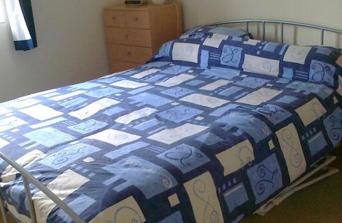 Mayfield House | Accessible 4-Bed Barn Sleeps 8 - Farm Stay