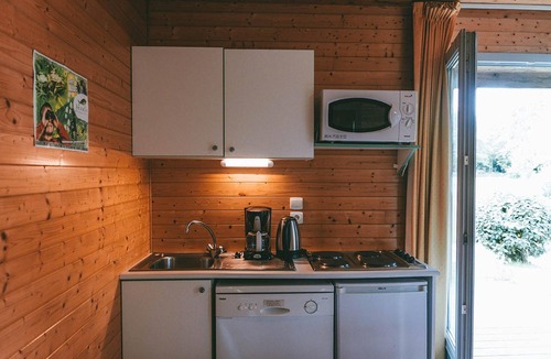 Moutiers-Sous-Chantemerle House | Accessible Family Cottage for 6