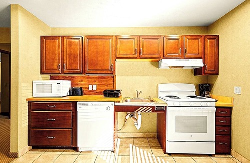 Lake Harmony Condo | Accessible Lake Harmony Condo – Single-Level Comfort, Sleeps 6