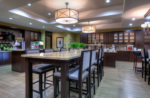 Central Hamilton Apartment | Accessible Suite w/Roll-In Shwr | Free Breakfast